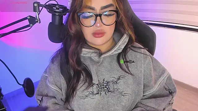 Snapshot of asheryn chatting on 02-18-26, 01:56 asheryn online show from 02-18-26, 01:56