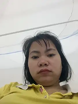 Snapshot of Chew_candy chatting on 12-16-25, 02:00 Chew candy online show from 12-16-25, 02:00