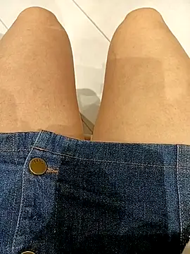 Baby-Linh online show from 01-08-26, 05:32