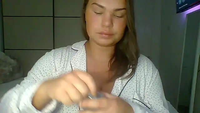 Snapshot of GEMMARMALADE chatting on 07-23-26, 06:33 GEMMARMALADE online show from 07-23-26, 06:33