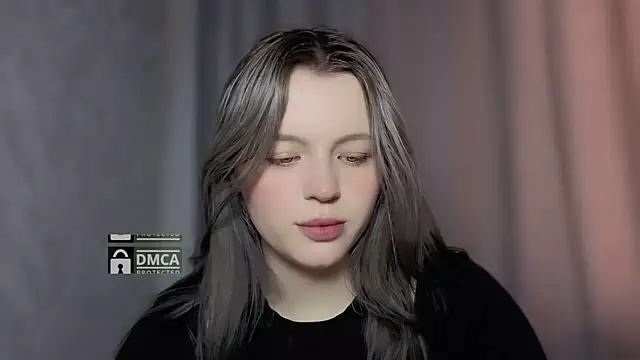 Snapshot of DollarBunny chatting on 12-16-25, 07:24 DollarBunny online show from 12-16-25, 07:24