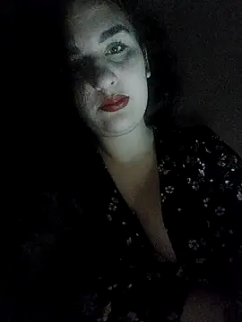 Snapshot of Melisa1_ chatting on 12-16-25, 07:30 Melisa1 online show from 12-16-25, 07:30