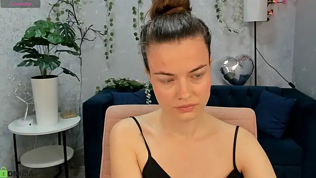 Graceee  online show from 07-18-26, 03:11