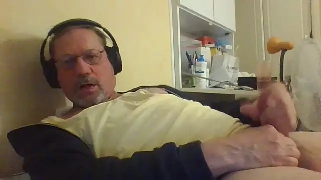 Wanky357 online show from 06-02-26, 08:33
