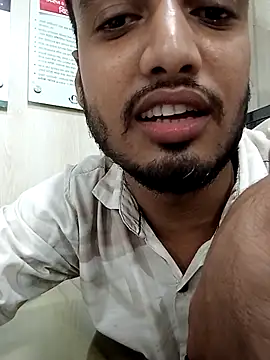 Snapshot of sexeyboy332 chatting on 07-29-26, 10:24 sexeyboy332 online show from 07-29-26, 10:24