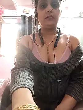 Tanya Sharma98 online show from 12-16-25, 10:09