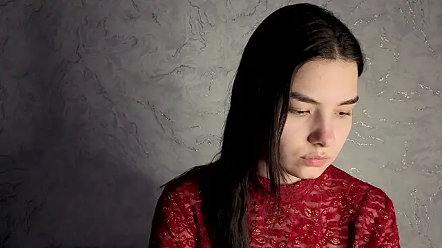 Snapshot of Laura_Sunday chatting on 02-02-26, 11:31 Laura Sunday online show from 02-02-26, 11:31