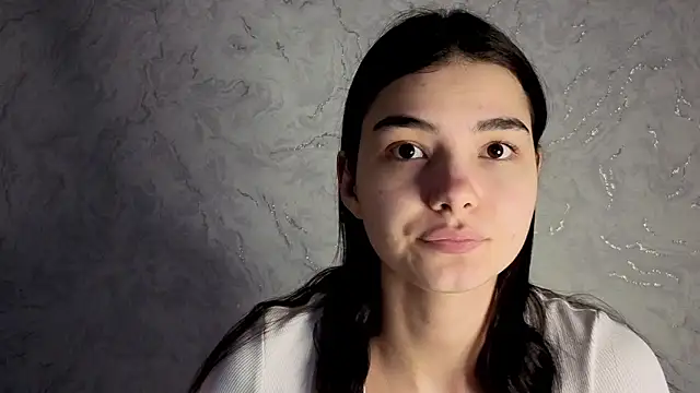 Snapshot of Laura_Sunday chatting on 02-16-26, 12:12 Laura Sunday online show from 02-16-26, 12:12