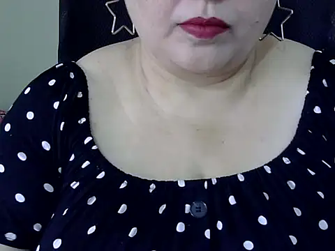 Soniya Sha online show from 05-17-26, 06:44