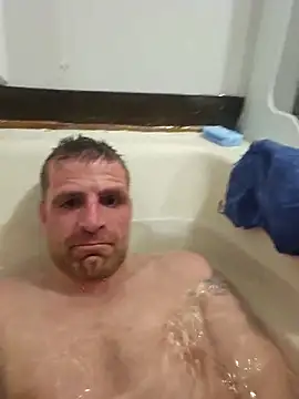 Legtrembler1 online show from 03-30-26, 06:47