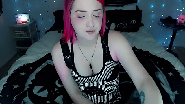 Snapshot of MaryMary_ chatting on 10-23-25, 03:28 MaryMary online show from 10-23-25, 03:28