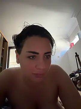 Snapshot of tesaa1212 chatting on 06-25-26, 10:09 tesaa1212 online show from 06-25-26, 10:09