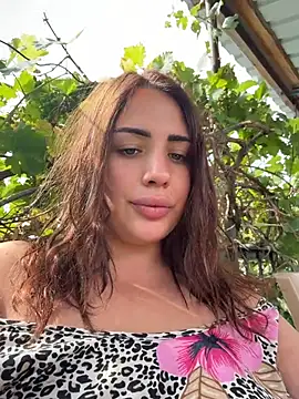 Snapshot of tesaa1212 chatting on 07-07-26, 01:04 tesaa1212 online show from 07-07-26, 01:04