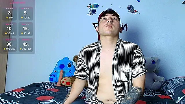 Snapshot of ethan__01 chatting on 12-17-25, 08:48 ethan 01 online show from 12-17-25, 08:48