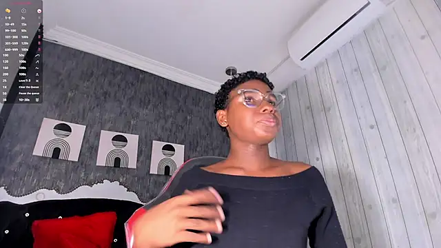 teylor lovee online show from 03-25-26, 08:04