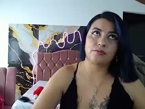 xxxEffy- online show from 12-05-25, 07:32