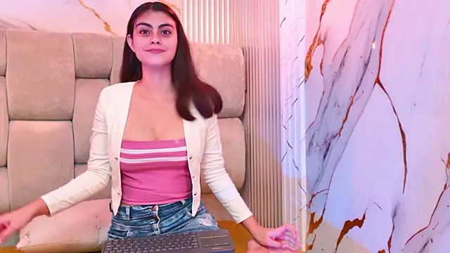 Snapshot of NatyAndAlex chatting on 01-31-26, 08:07 NatyAndAlex online show from 01-31-26, 08:07