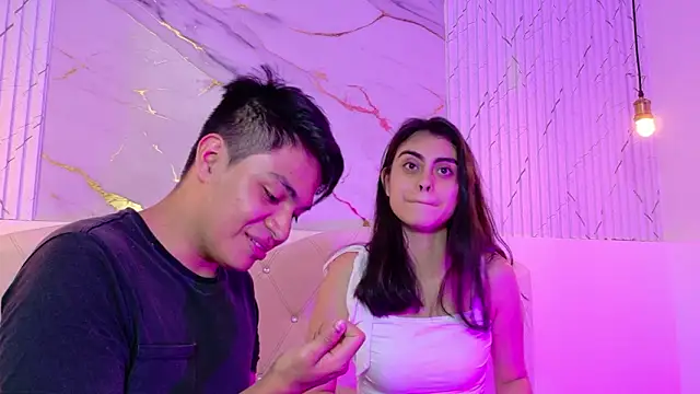 Snapshot of NatyAndAlex chatting on 02-19-26, 07:43 NatyAndAlex online show from 02-19-26, 07:43