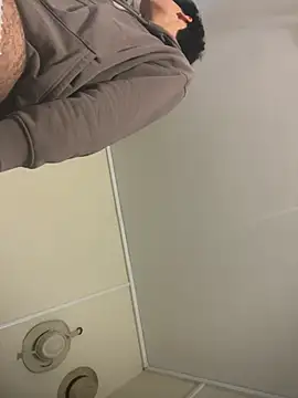 Snapshot of hungspanishtwink chatting on 01-11-26, 07:30 hungspanishtwink online show from 01-11-26, 07:30