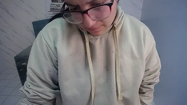 eva smit t online show from 04-19-26, 08:13