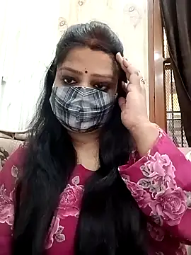 Snapshot of desiriya14 chatting on 01-07-26, 09:45 desiriya14 online show from 01-07-26, 09:45