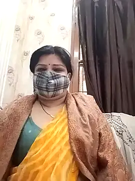 Snapshot of desiriya14 chatting on 01-09-26, 09:45 desiriya14 online show from 01-09-26, 09:45