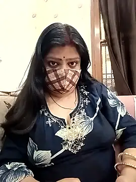 Snapshot of desiriya14 chatting on 01-12-26, 08:41 desiriya14 online show from 01-12-26, 08:41