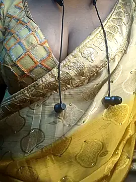 Preeti345 online show from 04-11-26, 05:45