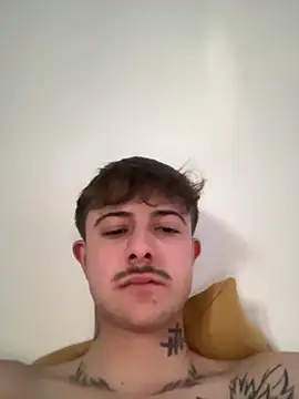 Snapshot of Jason_offizell chatting on 03-08-26, 02:32 Jason offizell online show from 03-08-26, 02:32