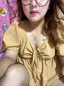 Snapshot of Samsam-006 chatting on 06-18-26, 01:17 Samsam-006 online show from 06-18-26, 01:17