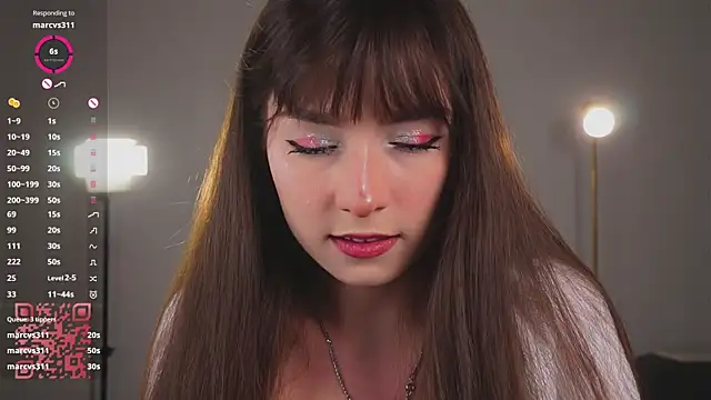 Snapshot of Lanenger chatting on 01-07-26, 08:33 Lanenger online show from 01-07-26, 08:33