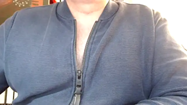 Snapshot of xm0rtix chatting on 04-10-26, 08:30 xm0rtix online show from 04-10-26, 08:30