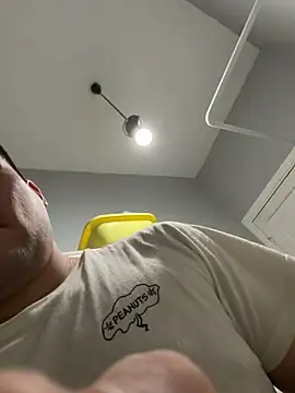 Snapshot of CharlyAlfa22 chatting on 03-02-26, 12:24 CharlyAlfa22 online show from 03-02-26, 12:24