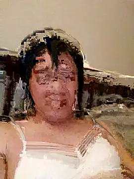 Snapshot of aivitranxxx chatting on 12-18-25, 07:47 aivitranxxx online show from 12-18-25, 07:47