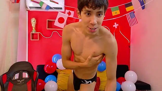Neo Twink online show from 07-05-26, 04:36