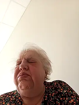 HapinessLovee online show from 03-28-26, 10:26