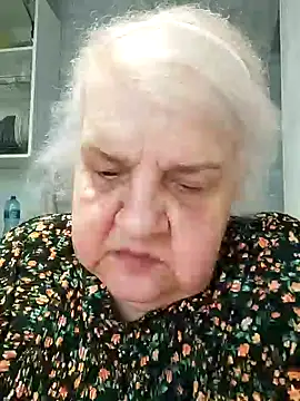 HapinessLovee online show from 04-18-26, 07:51