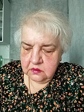 HapinessLovee online show from 05-18-26, 07:14