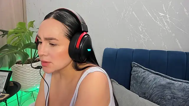 LissaBaker online show from 07-30-26, 03:00