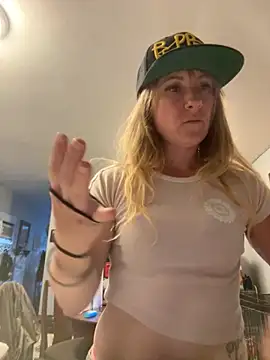 alluringpixie online show from 04-21-26, 12:22