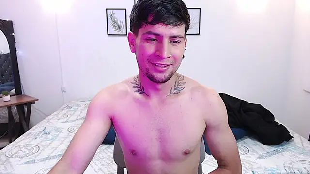 vaalentiino online show from 03-24-26, 03:17