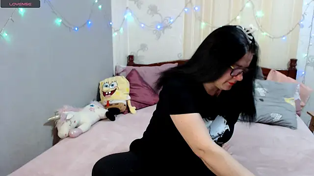 SashaBond online show from 12-16-25, 08:08