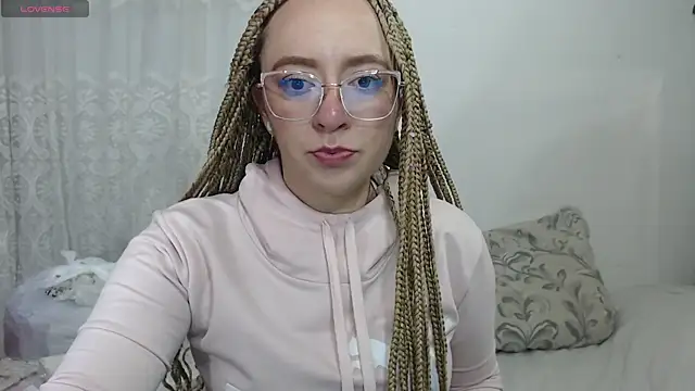 Adaraah online show from 12-15-25, 11:53