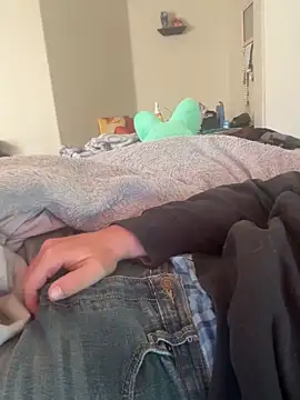 Snapshot of GhostXNINX chatting on 12-17-25, 06:14 GhostXNINX online show from 12-17-25, 06:14