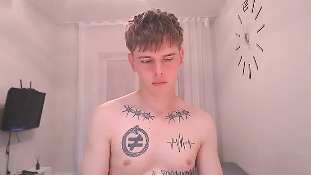 Snapshot of Fredd_Xanders chatting on 06-30-26, 05:14 Fredd Xanders online show from 06-30-26, 05:14