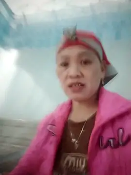 Snapshot of RV616 chatting on 12-17-25, 12:38 RV616 online show from 12-17-25, 12:38