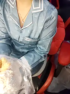 Alone nothing online show from 03-07-26, 01:24