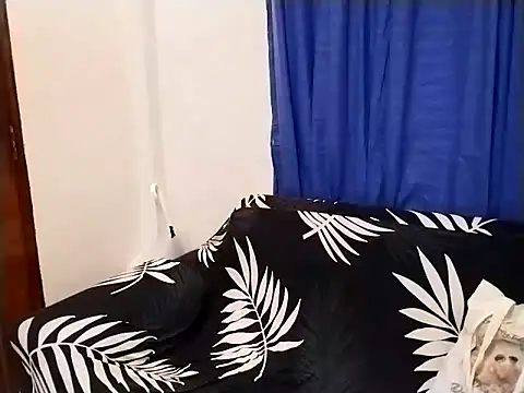 Snapshot of Cinpussie89 chatting on 02-11-26, 09:25 Cinpussie89 online show from 02-11-26, 09:25