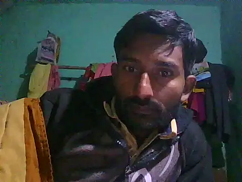 Snapshot of darkboy00011 chatting on 12-16-25, 05:51 darkboy00011 online show from 12-16-25, 05:51