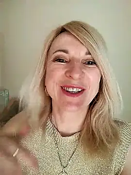 AhlyssaLove1155 online show from 04-07-26, 12:27